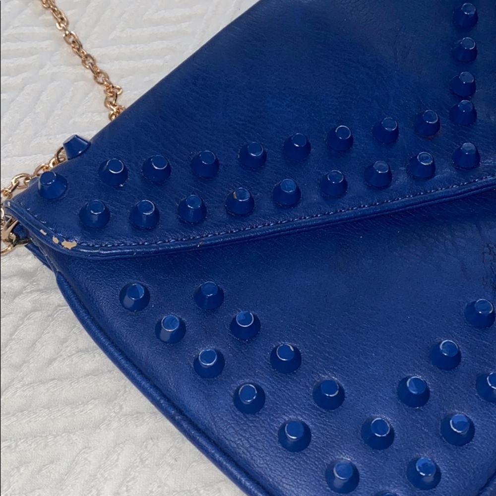 Purse - Picture 2 of 4